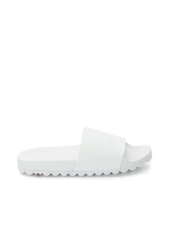 BADESCHUHE