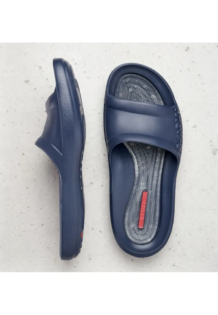 BADESCHUHE