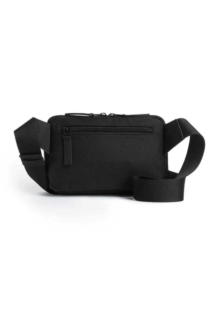 Crossover Pouch