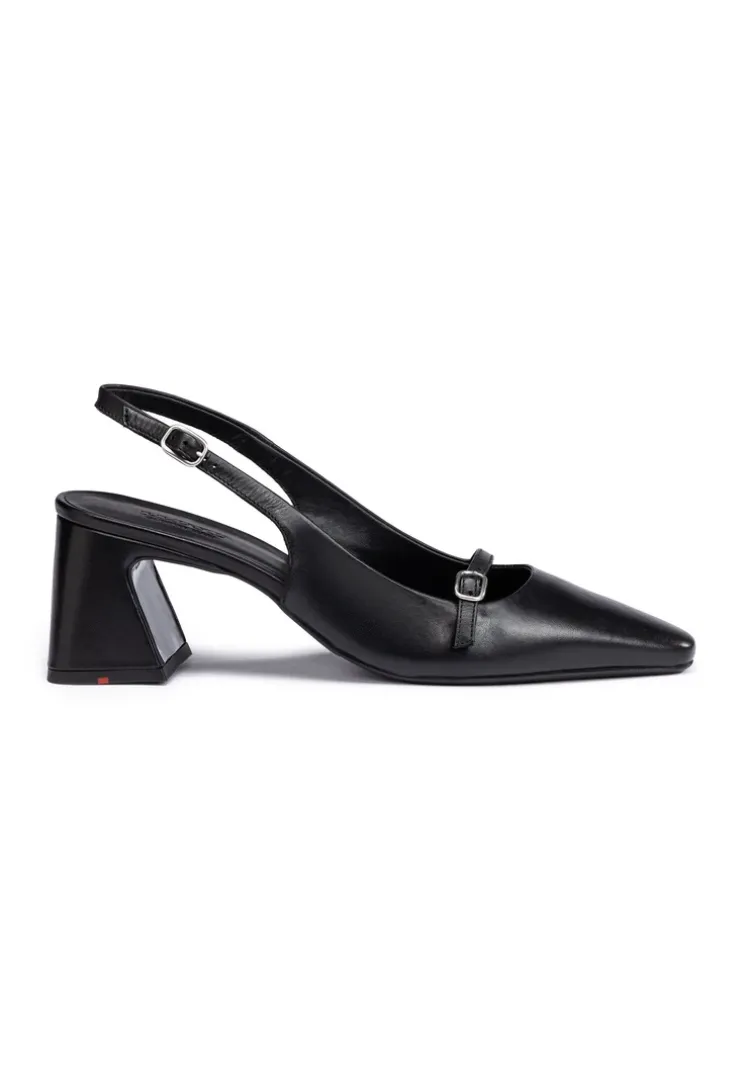 PUMPS