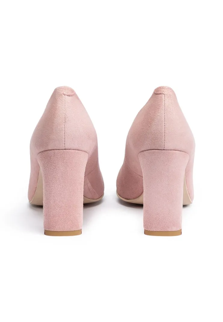 PUMPS