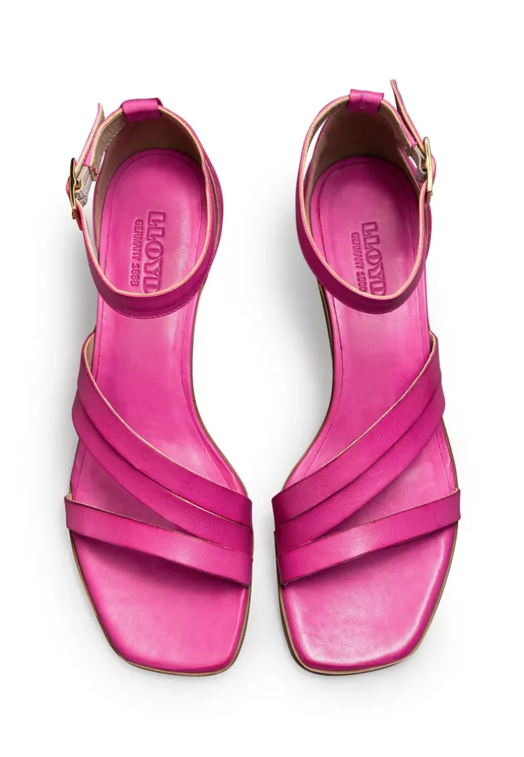 SANDALEN