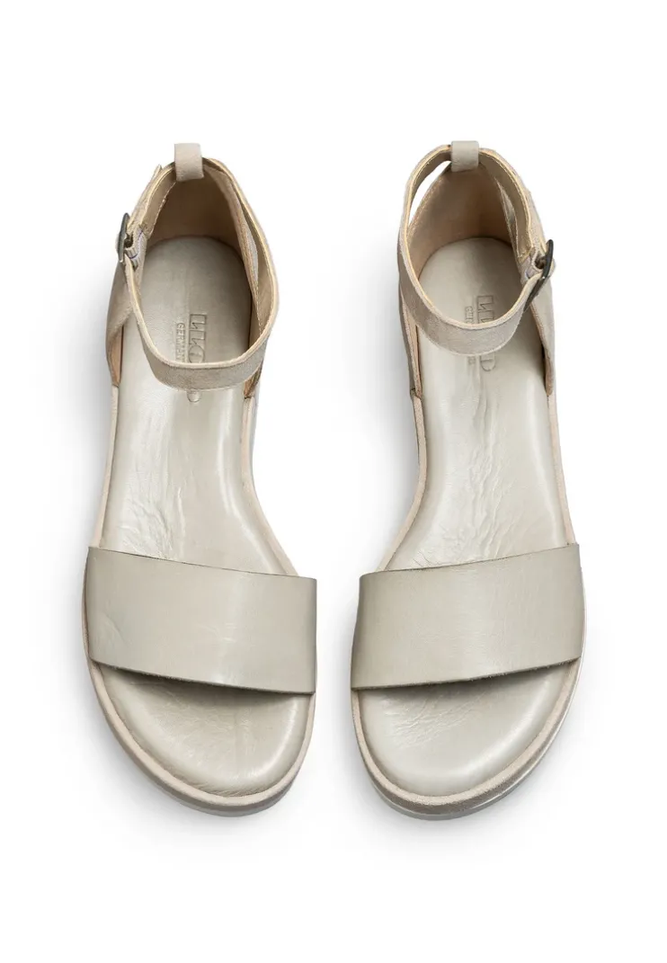 SANDALEN