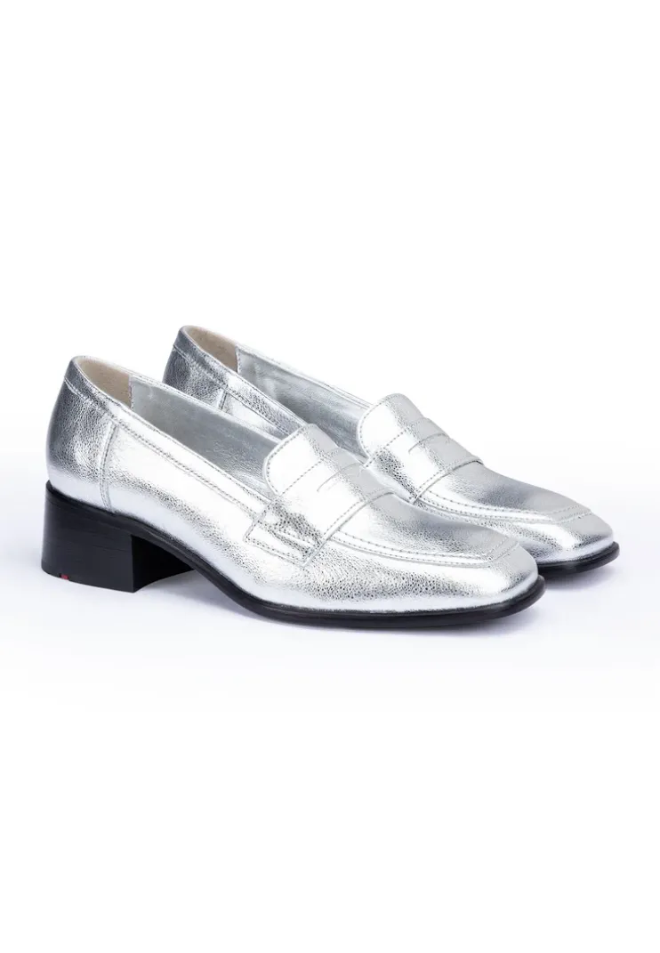SLIPPER