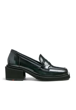 SLIPPER