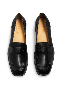 SLIPPER