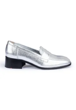 SLIPPER