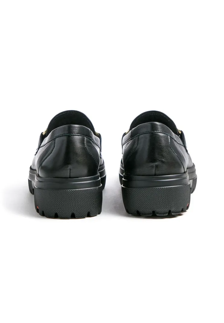 SLIPPER