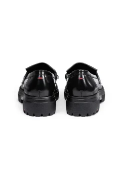 SLIPPER