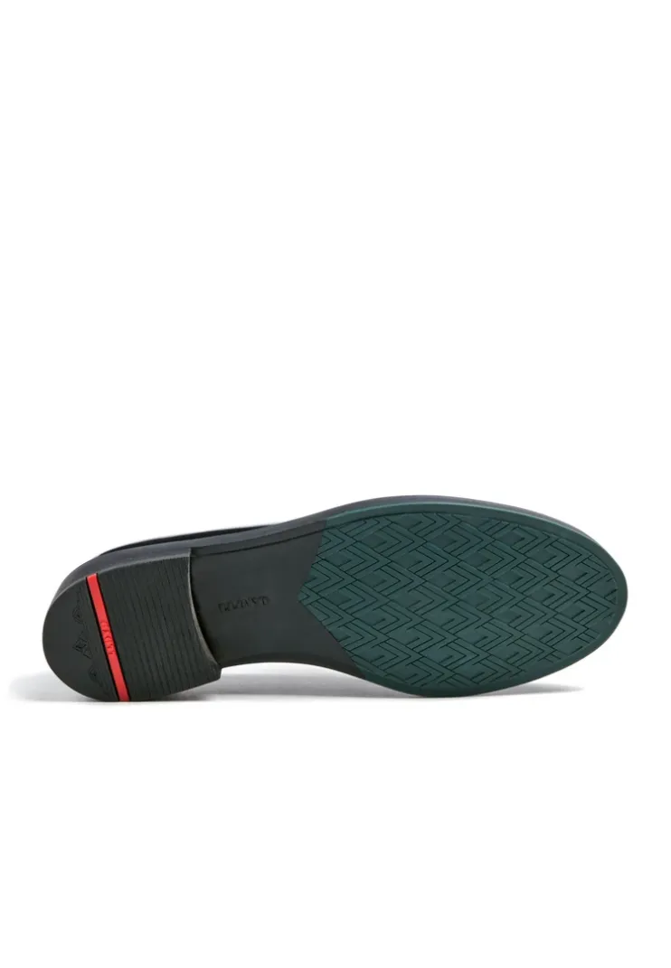 SLIPPER