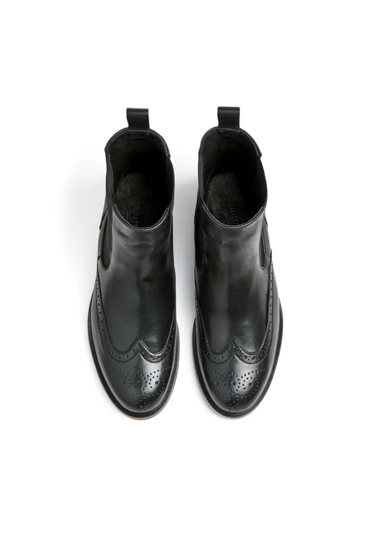 STIEFELETTE