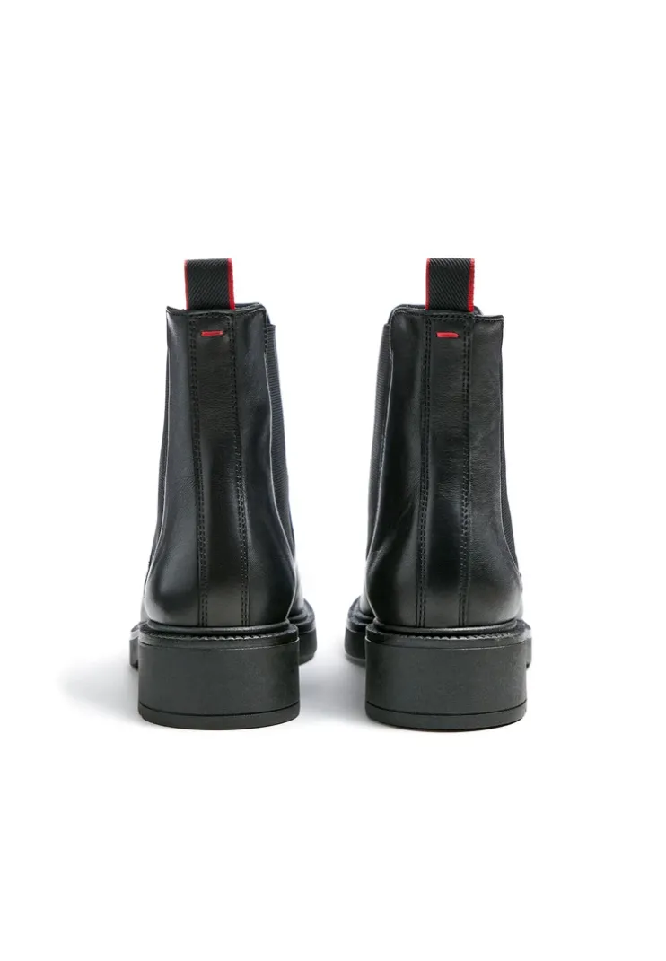 STIEFELETTE