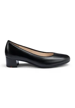 \u200EPUMPS